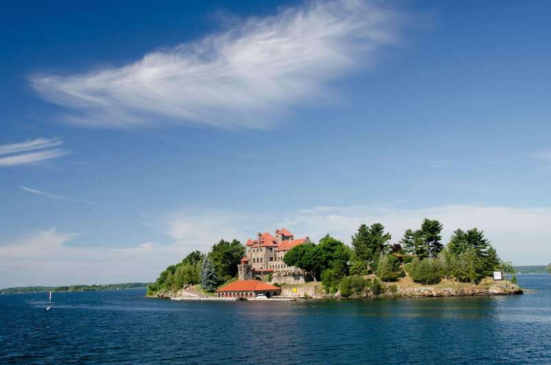 From Ivy Lea: 1000 Islands Boldt Castle Scenic Cruise - A close look at the 1000 Islands from Ivy Lea