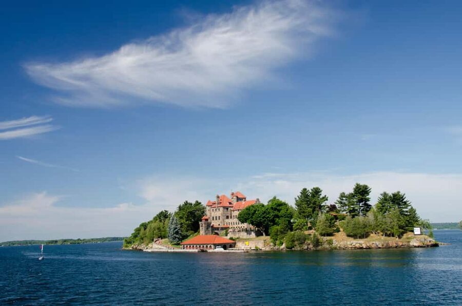From Ivy Lea: 2-Hour Two Castle 1000 Islands Scenic Cruise - Key points to know before you go