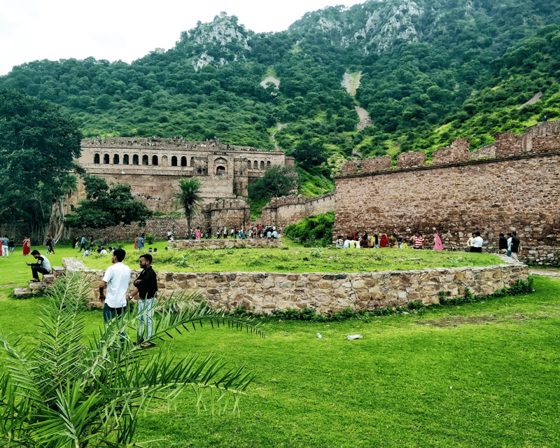 From Jaipur: Day Trip to Chand Baori and Bhangarh Fort - Who will enjoy this trip most?