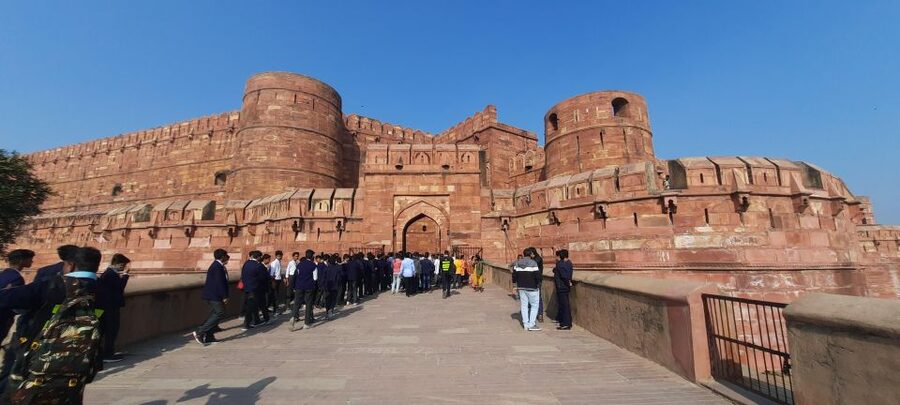From Jaipur : Taj Mahal & Agra fort Tour and Drop Delhi - Lunch in Agra, with the menu choice in your hands