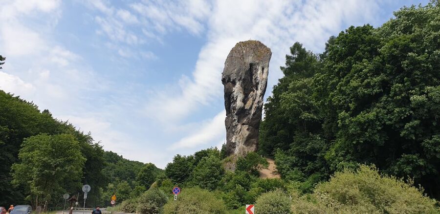 From Krakow: Ojców National Park & Ogrodzieniec Castle Tour - Ojców National Park and its limestone valleys