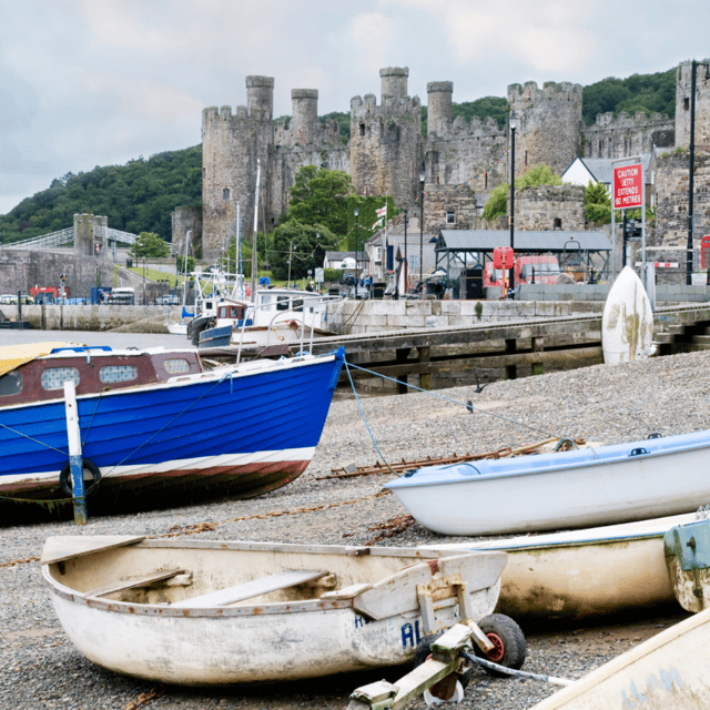 From Liverpool: North Wales and Caernarfon Castle Tour - The guide can make or break the long drives