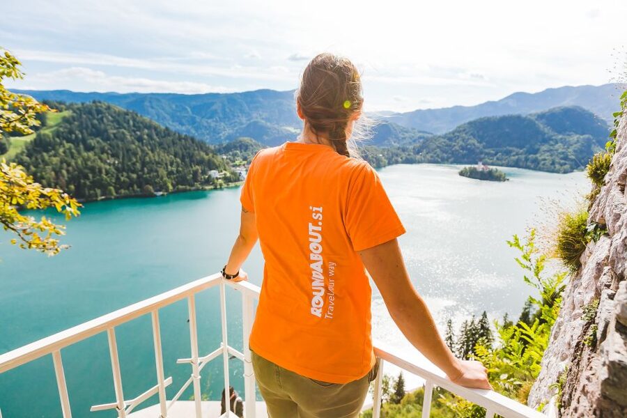 From Ljubljana: Lake Bled and Bled Castle Tour - From Ljubljana to Slovenia’s Alpine resort