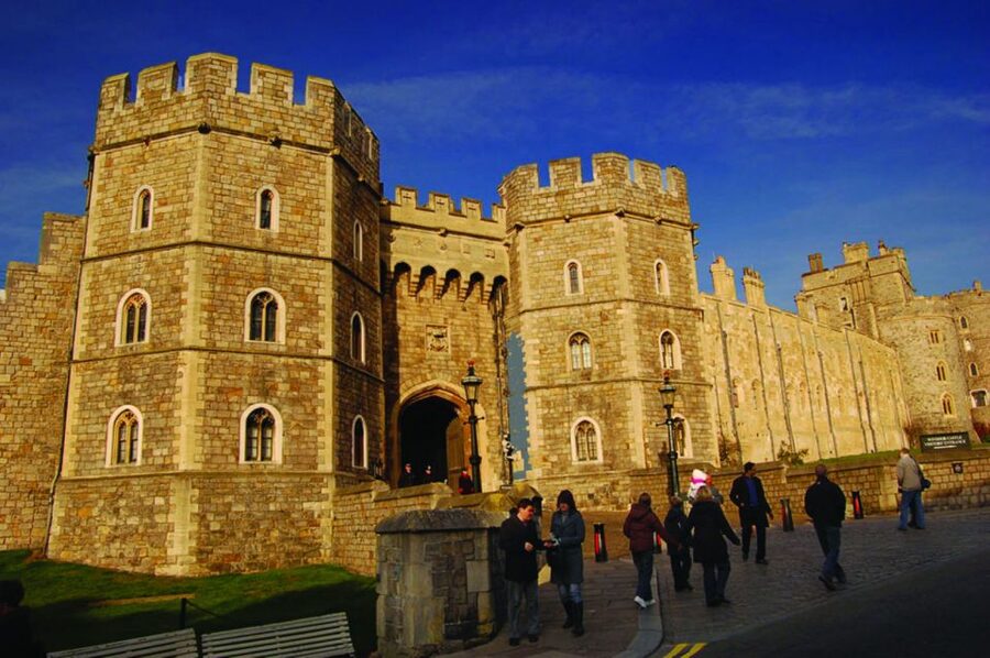 From London: Extended Visit to Windsor Castle and Stonehenge - Windsor Castle: royal rooms, art, and a miniature palace