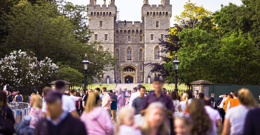 From London: Half-Day Trip to Windsor with Castle Tickets - Is $120 good value?