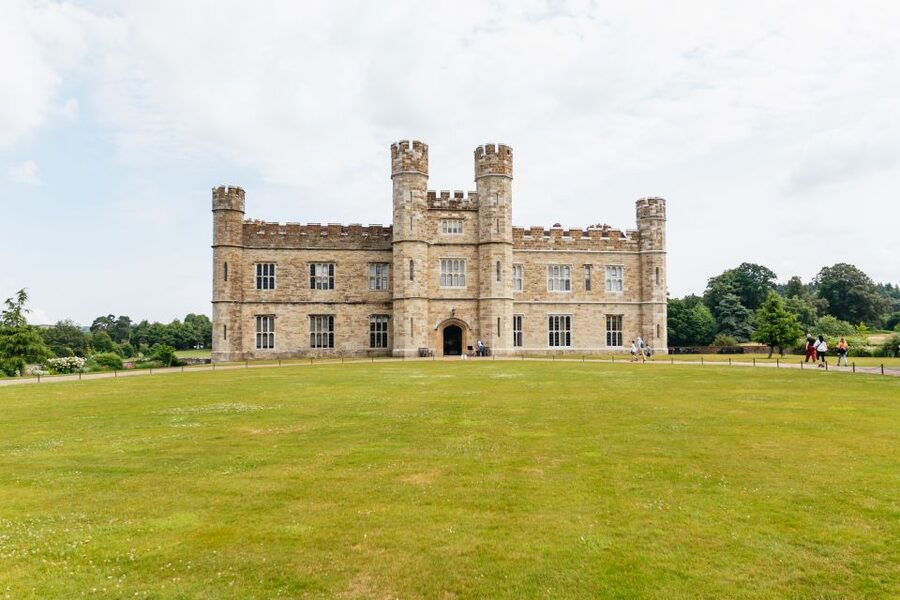 From London: Leeds Castle, Canterbury Cathedral & Dover - Canterbury Cathedral and the Thomas Becket story