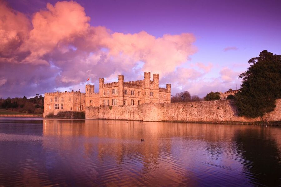 From London: Leeds Castle, Canterbury, Dover and Greenwich - Leeds Castle, the morning centerpiece