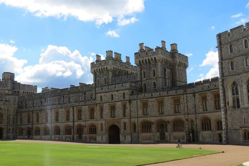 From London: Stonehenge & Windsor Castle Tour with Tickets - Key points to know before booking