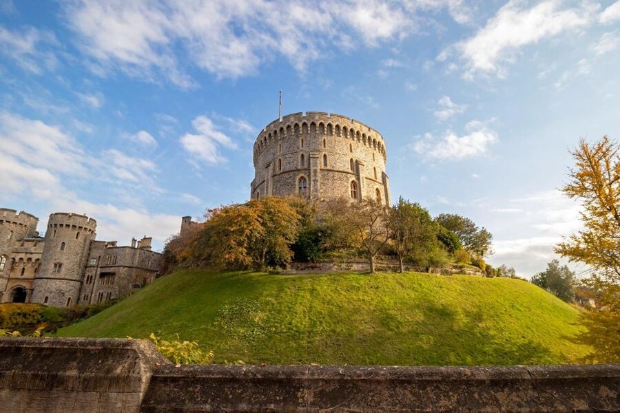 From London: Windsor Castle Full Day Guided Tour By Train - What the $290 price gets you