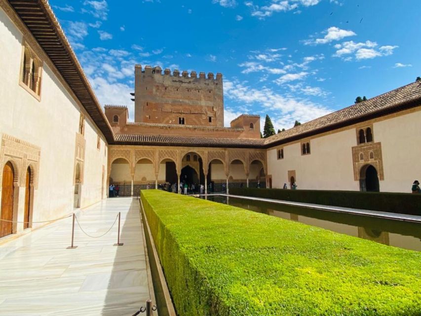 From Malaga: Alhambra Guided Tour with Entry Tickets - Key points to know before booking