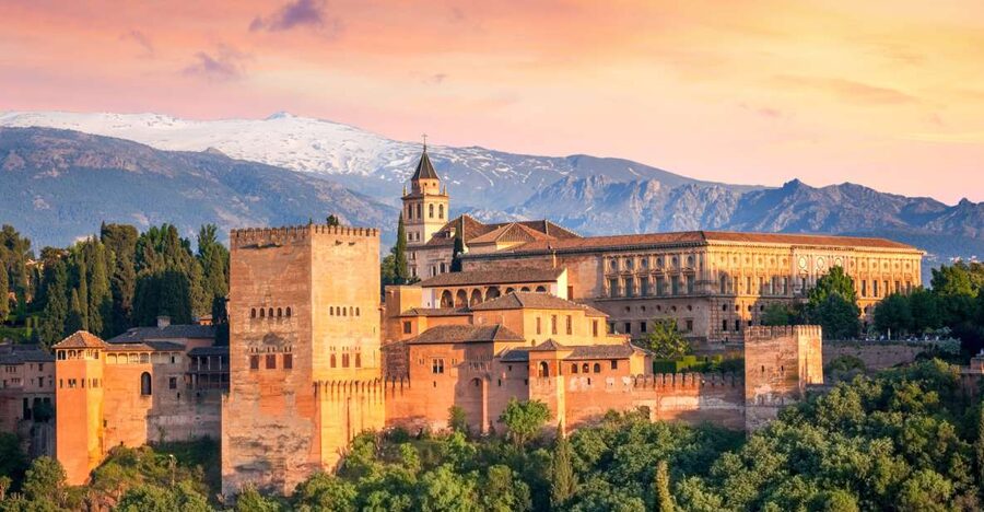 From Malaga: Alhambra Guided Tour with Entry Tickets - Generalife gardens: water, shade, and Moorish design