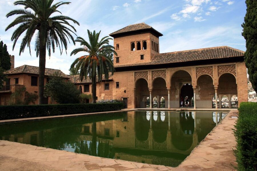 From Malaga: Alhambra Guided Tour with Entry Tickets - Timing, walking, and practical limits