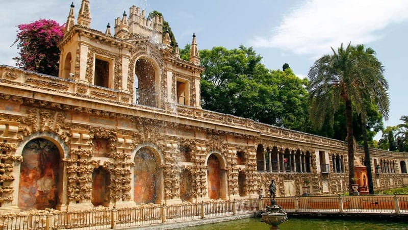 From Malaga: Seville Day Trip with Real Alcázar Tickets - Five hours in Seville, but not five free hours