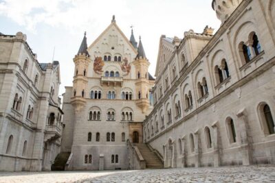 From Munich: Neuschwanstein Castle Full-Day Trip by Van