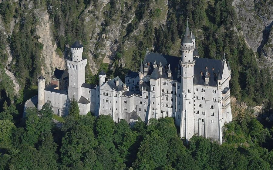From Munich: To Neuschwanstein Castle, Linderhof, Oberammerg - Who Will Get the Most From This Day