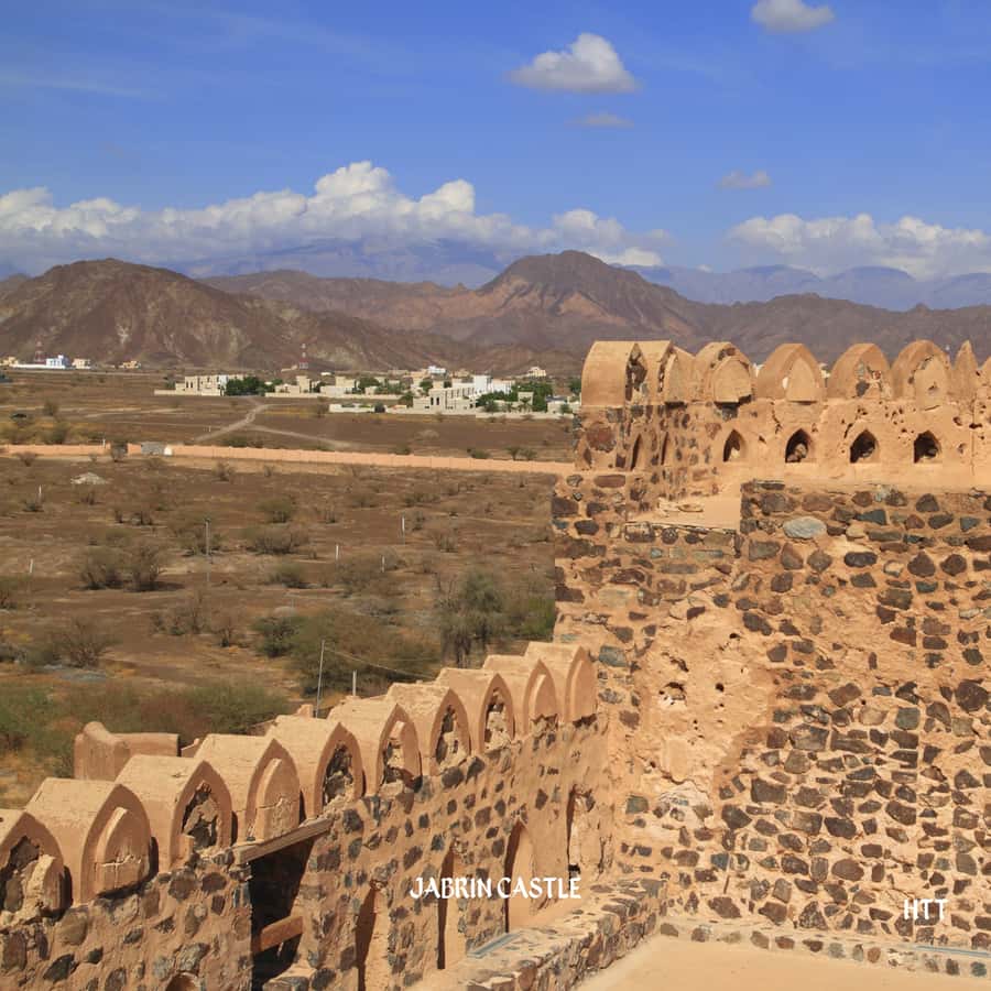 From Muscat: Nizwa, Bahla, and Jabrin Tour with Forts - Jabrin Castle and Oman’s more polished side