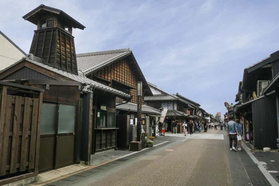 From Nagoya: Samurai Swords & Inuyama Castle Private Tour - Sharpening a kitchen knife with a bladesmith