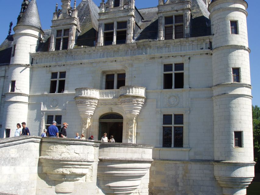 From Paris: Loire Valley Castles Full-Day Tour with Lunch - Who should book this Loire Valley day trip