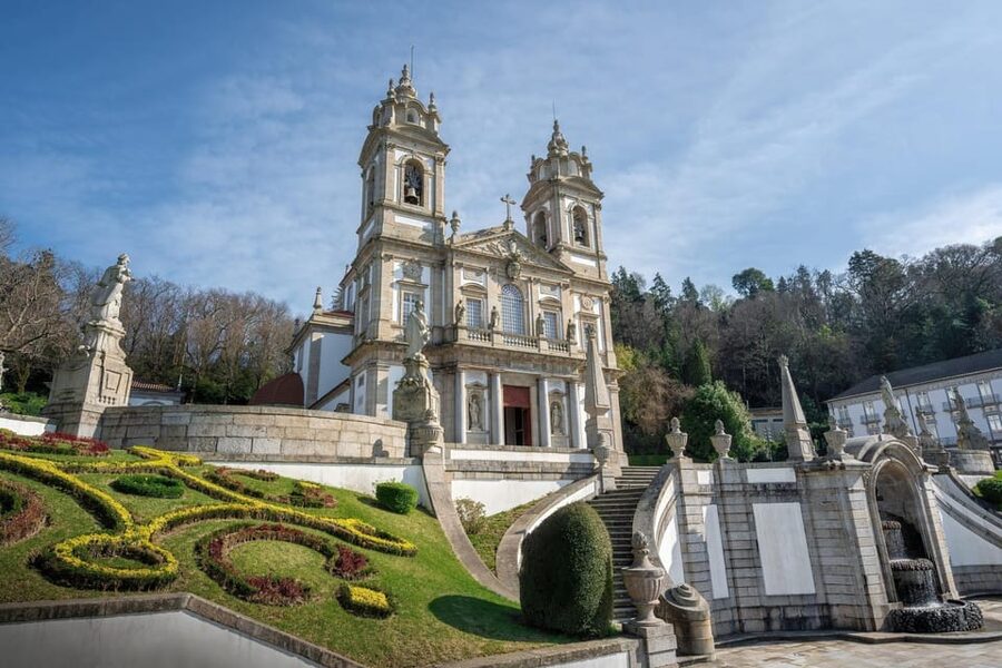 From Porto: Viana do Castelo, Braga and Guimarães Day Tour - Viana do Castelo: coastal character in one hour