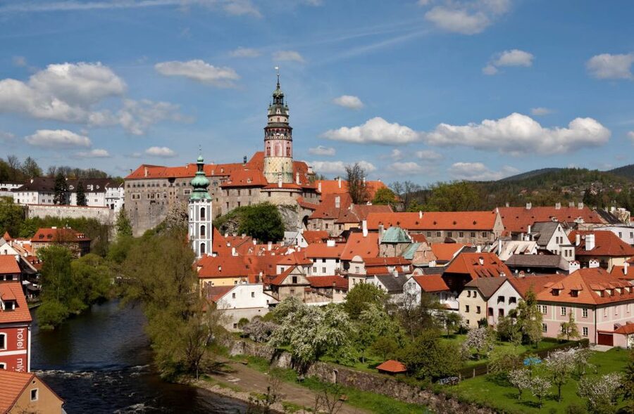 From Prague: Full-Day Český Krumlov Tour with Lunch - The Coach Ride Through Southern Bohemia