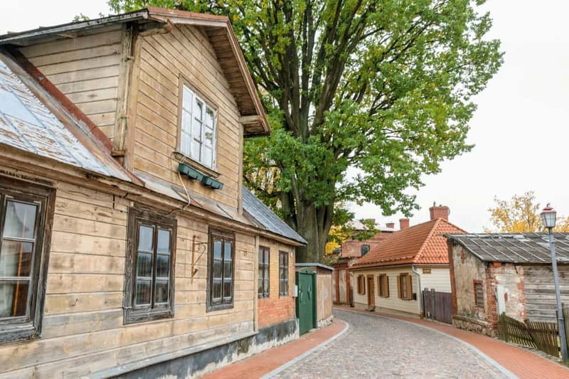 From Riga: Cēsis, Sigulda & Turaida Castle Tour - Cēsis Castle and the candlelit medieval rooms