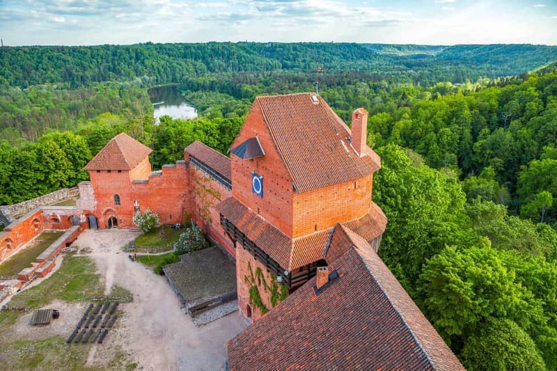From Riga: Cēsis, Sigulda & Turaida Castle Tour - Cēsis St. John’s Church and the old town