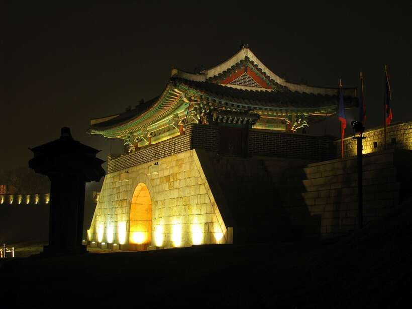 From Seoul: Suwon Hwaseong Fortress Night Tour - City views and the best photo moments
