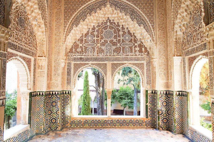From Seville: Granada Day Trip with Alhambra and Albaicín - The early start and the road from Seville