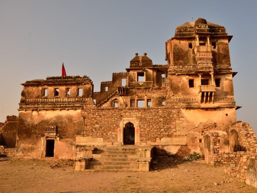 From Udaipur: Day Tour To Chittorgarh Fort with Transport - Why Chittorgarh Fort makes a worthwhile day trip