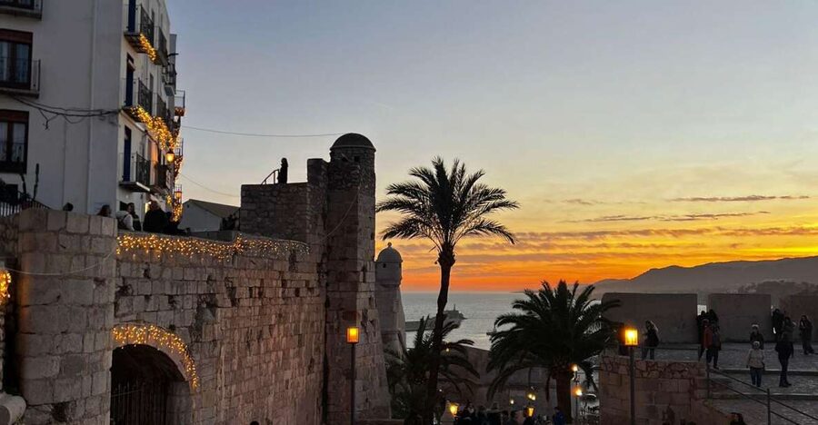 From Valencia: Day Trip to Peñiscola with Castle Visit - Key details at a glance