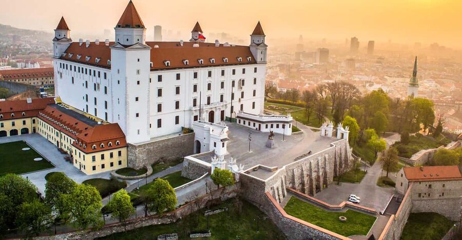 From Vienna: Bratislava with Local Guide, Castle & UFO Views - Bratislava Castle: big views, short visit