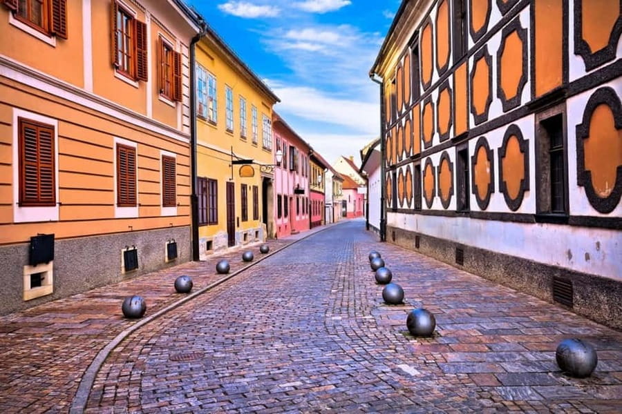 From Zagreb:Discover North Croatia, Museums, Castle and City - What the $129 price covers