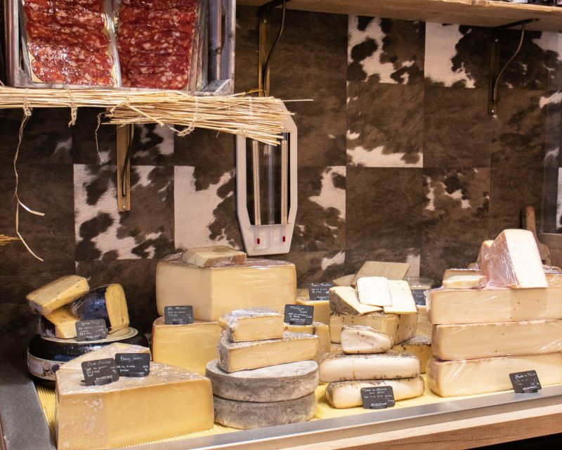 Full-Day Bordeaux gourmet tour & 2 chateau Medoc - Bordeaux on foot, with something to eat