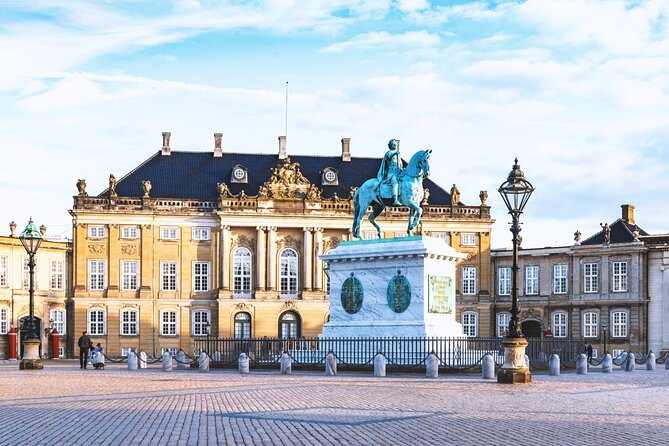 Full-Day; Castle, Palace, Cathedral & Viking ships Tour - Why the small van matters