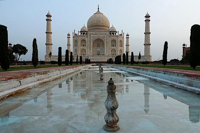 Full-Day City Tour of Agra visit The Taj Mahal, Agra Fort & Fatehpur Sikri - Starting at 8am from Agra