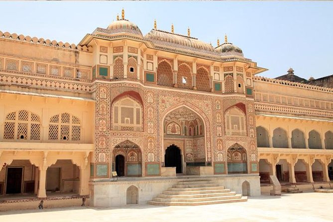 Full-Day Jaipur City Tour with Amber Fort and City Palace - Hawa Mahal shows Jaipur’s most recognizable face