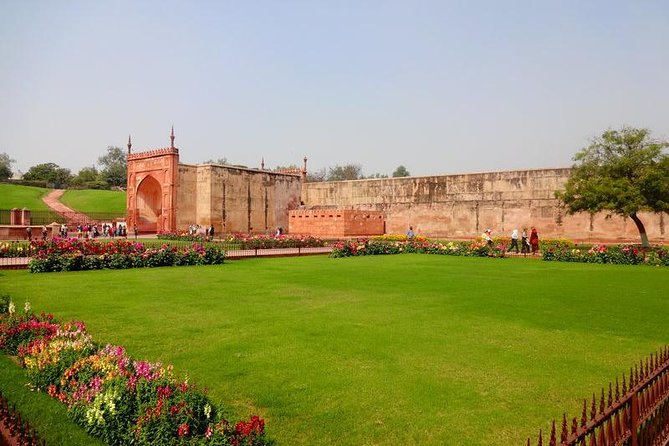 Full Day Taj Mahal Tour With Agra Fort & Fatehpur Sikri - Lunch Included - Choosing between the sunrise and railway-station plans