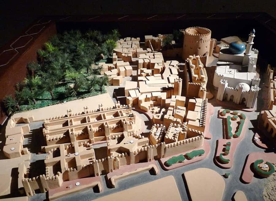 Full-Day Tour in Oman: Enchanting Forts of Nizwa and Jabreen - Who should pay $251 for this tour?