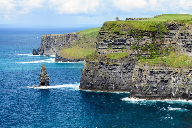 Galway to Cliffs of Moher, Aillwee Cave & Dunguaire Castle Tour - The Cliffs of Moher deliver the main event