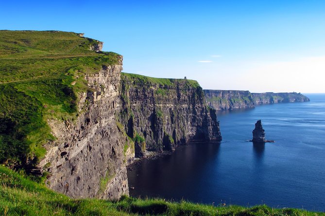 Galway to Cliffs of Moher, Aillwee Cave & Dunguaire Castle Tour - Doolin is the sensible place for lunch