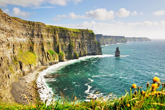 Galway to Cliffs of Moher, Aillwee Cave & Dunguaire Castle Tour - The guides shape the quality of the day