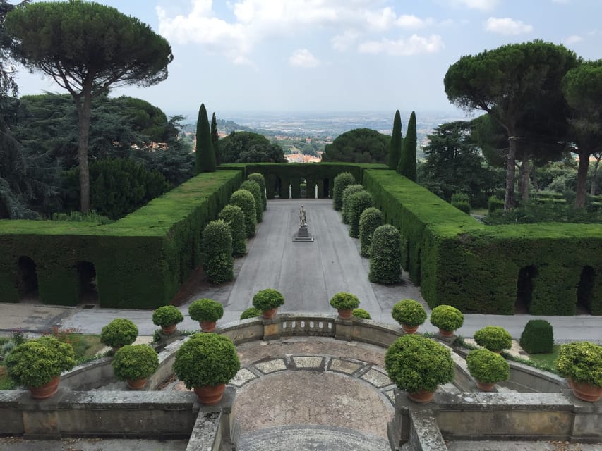 Gandolfo: Castel Gandolfo Papal Villa Gardens Minibus Tour - The open minibus route through 55 hectares
