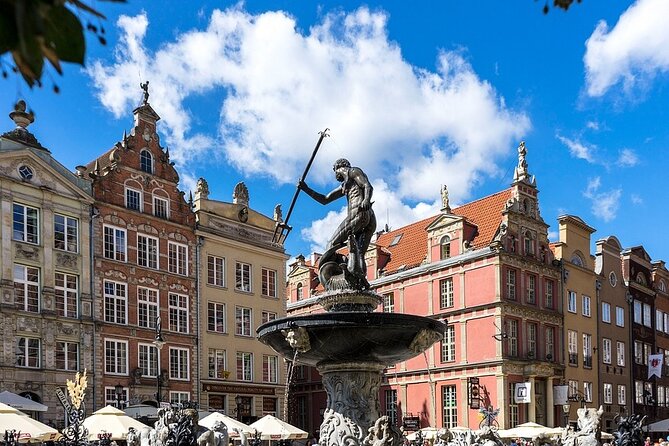 Gdansk and Malbork Castle Small Group Tour from Warsaw with Lunch - Malbork Castle is worth the early start