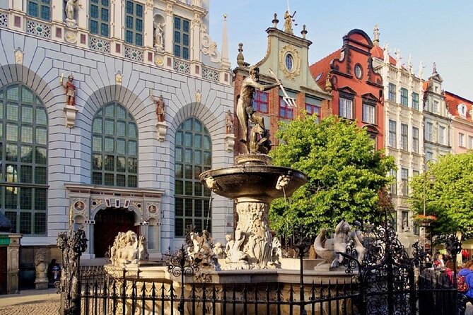Gdansk and Malbork Castle Small Group Tour from Warsaw with Lunch - The long road from Warsaw changes the value