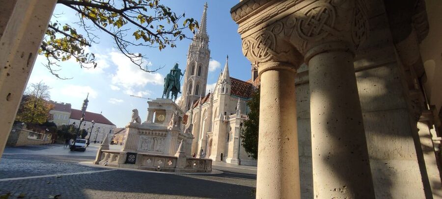 German guided tour through Budapest's castle district - Why Buda Castle District is worth two hours
