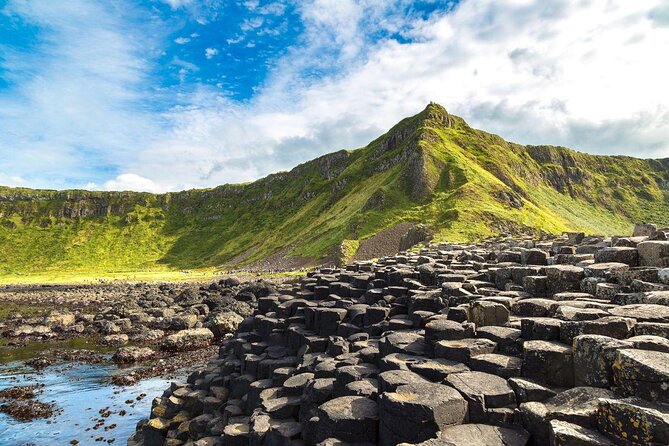 Giant's Causeway Tour from Belfast - Luxury Bus + Castles Tour - Key points at a glance