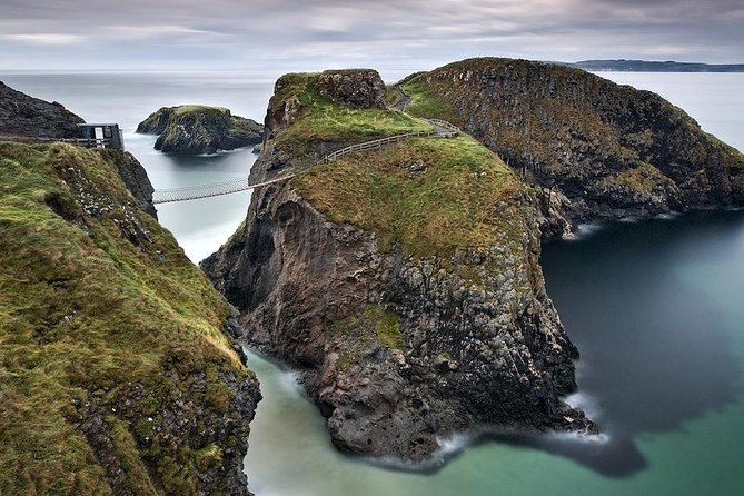 Giant's Causeway Tour from Belfast - Luxury Bus + Castles Tour - Dunluce Castle above the sea