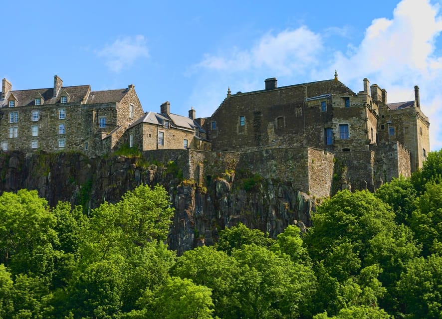 Glasgow: Stirling Castle, Loch Lomond Walk, and Whisky Tour - Who should book this Scotland day tour?