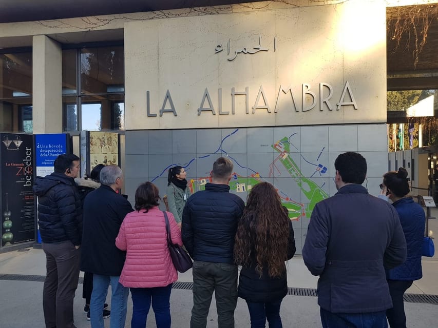 Granada: Alhambra and Albaicín Small Group Tour - Alcazaba: Granada’s Military Backbone
