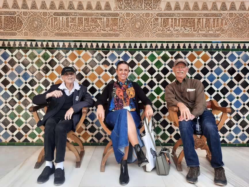 Granada: Alhambra and City Private Tour - The Nasrid Palaces and Generalife